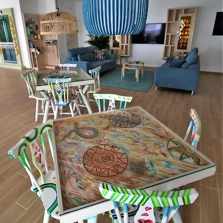 Hotell Authentic 2*