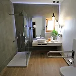 Authentic Otel 2*