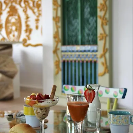 Hotel Authentic 2*