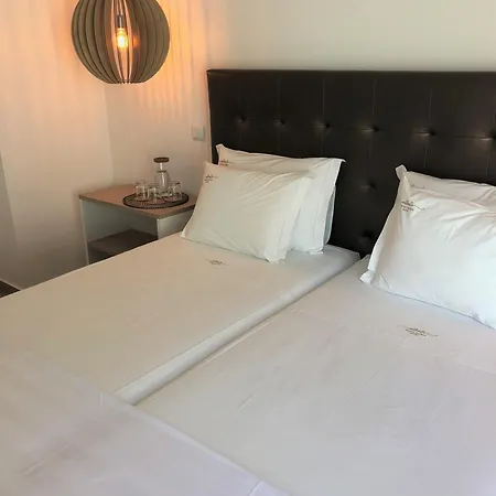 Hotel Authentic 2*