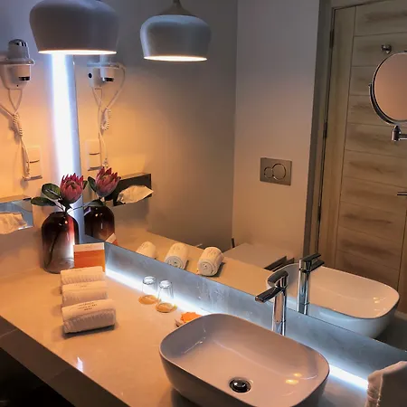 Authentic Hotel