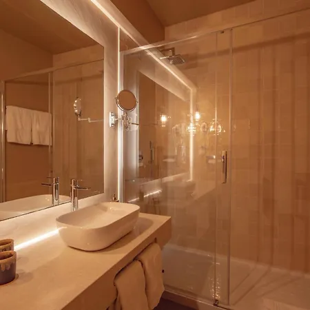 Hotell Authentic