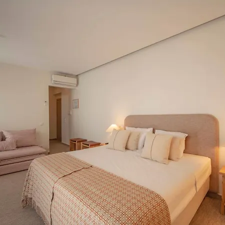Authentic Hotell 2*