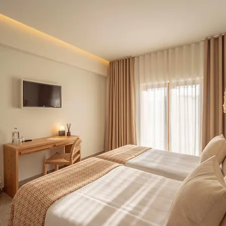 Authentic Hotell 2*