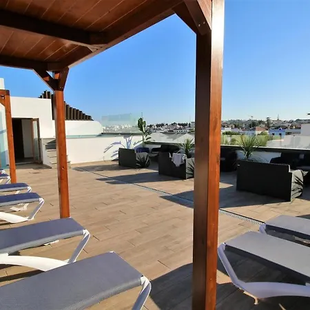 Hotel Authentic 2*