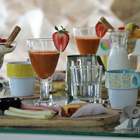 酒店 Authentic 塔维拉